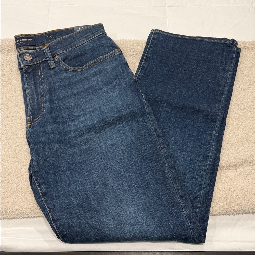 Lucky Brand Men's 363 Vintage Straight Jeans